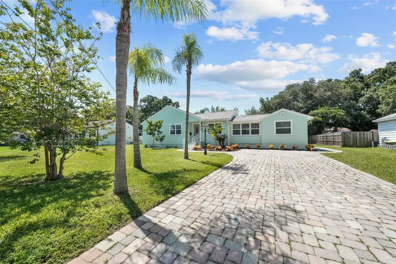 814 W Indiana Ave, FL