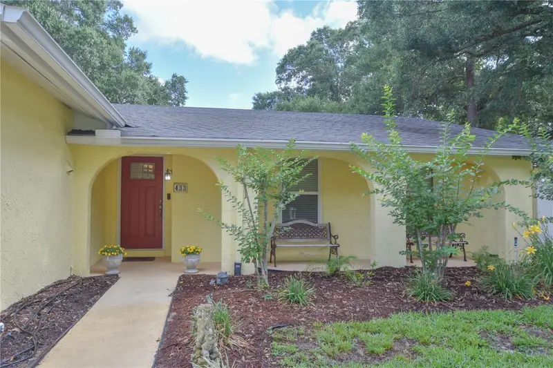 433 Center St, FL