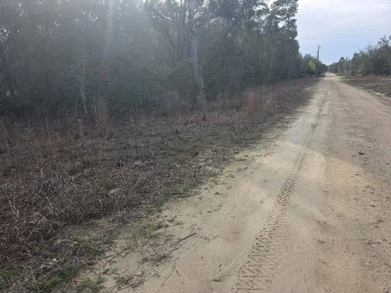 Ne 60 Pl, FL