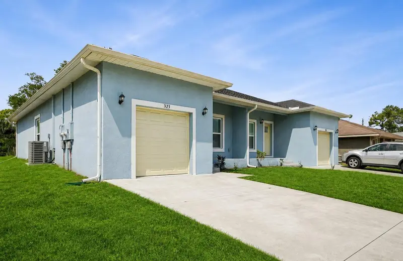321 Camillia Ln, FL