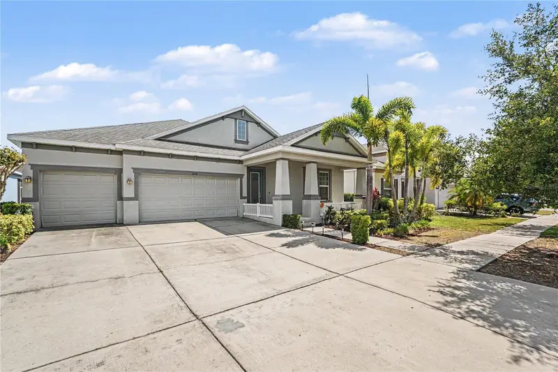 204 Shell Creek Ct, FL