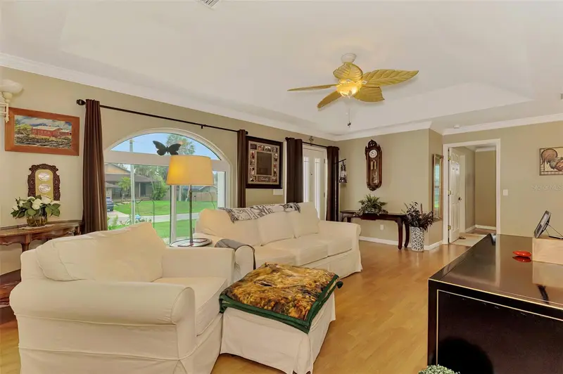411 Nightingale Rd, FL