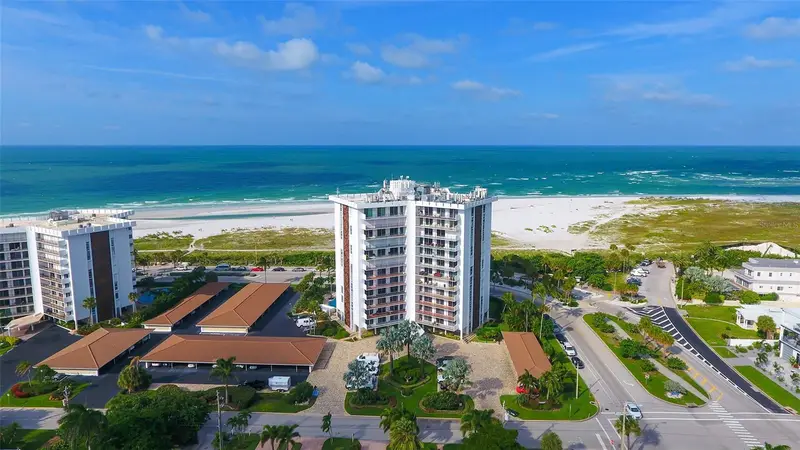 1 Benjamin Franklin Dr #93, FL