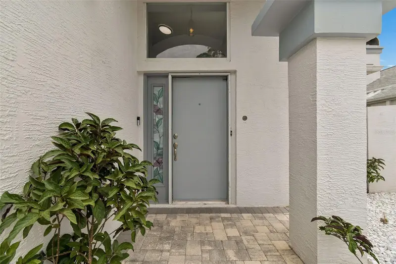 10454 Casa Grande Cir, FL