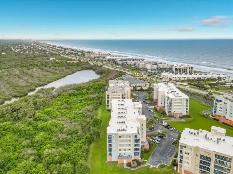 5300 S Atlantic Ave #5-301, FL