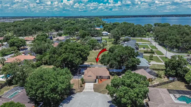 328 Vail Dr, FL