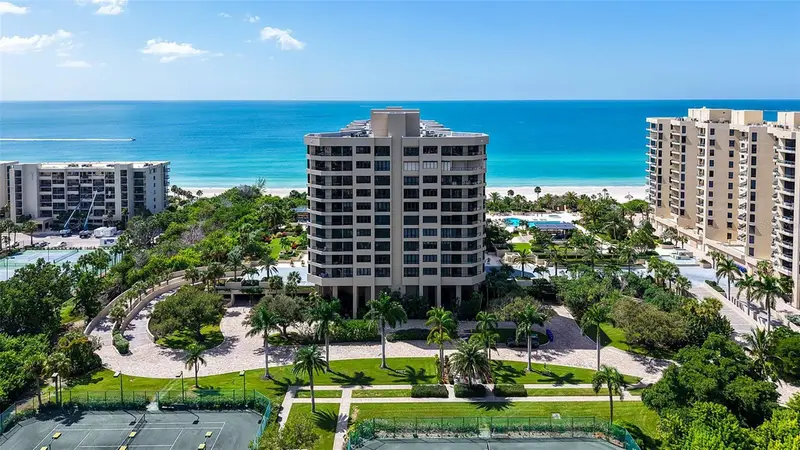 1211 Gulf Of Mexico Dr #105, FL