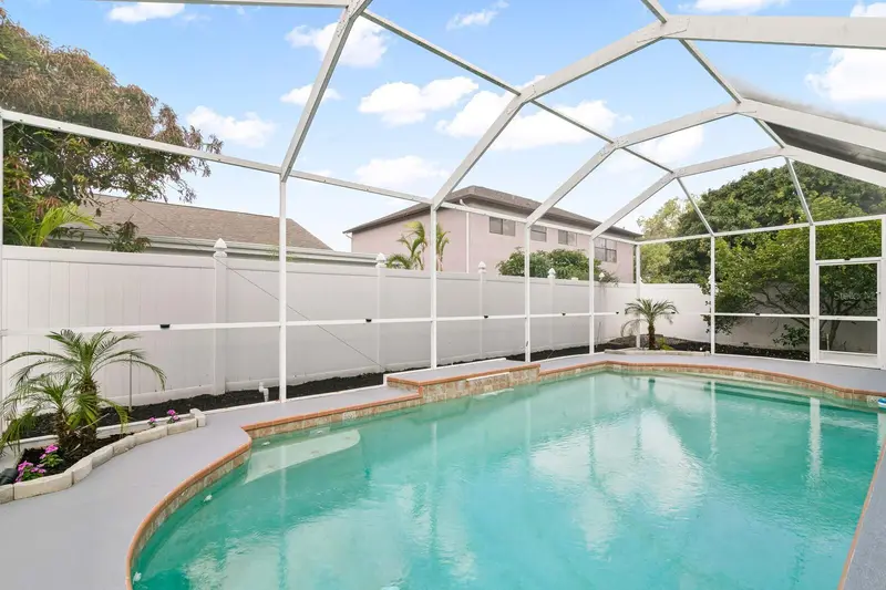 11426 Zenith Cir, FL