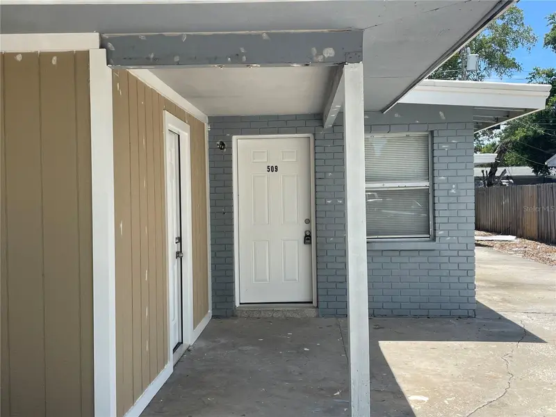 509 N Saturn Ave, FL