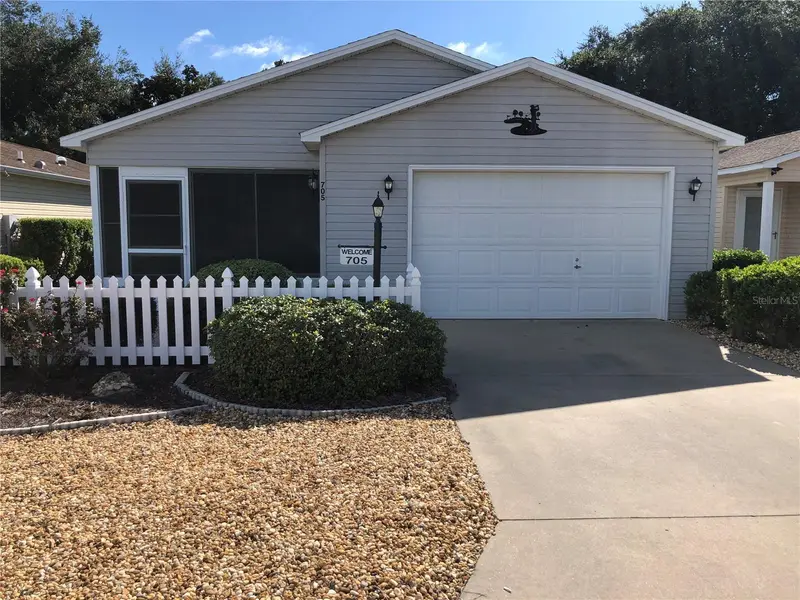705 Villita Ln, FL
