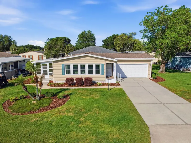 24814 Pine Hl, FL