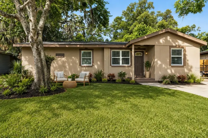 540 Colfax Dr, FL