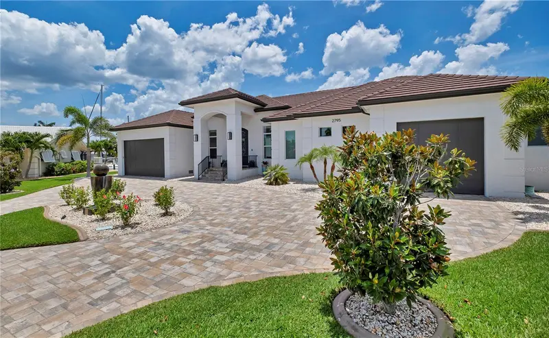 2795 Bay Ct, FL
