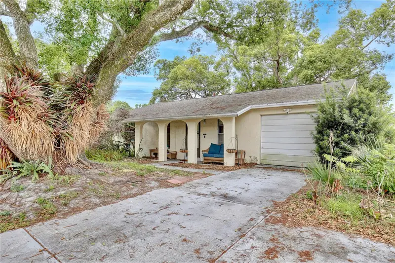 2852 Gale Pl, FL