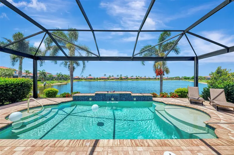 23762 Waverly Cir, FL