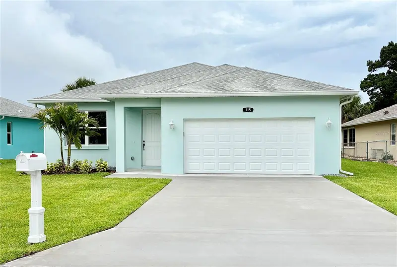 115 Douglas St, FL