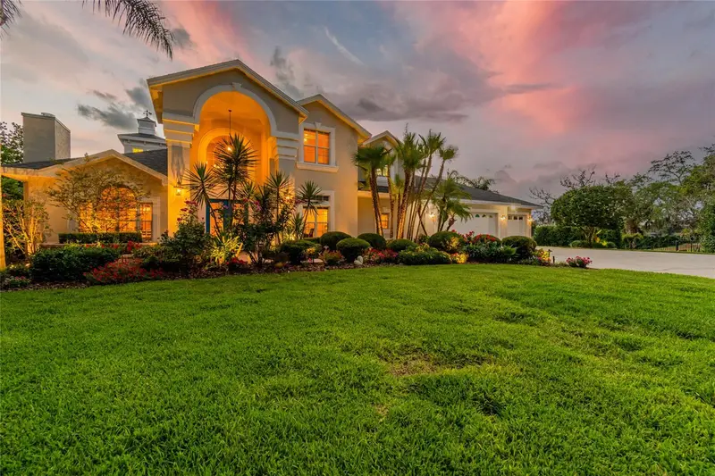5851 Cachette De Riviera Ct, FL