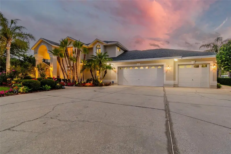 5851 Cachette De Riviera Ct, FL