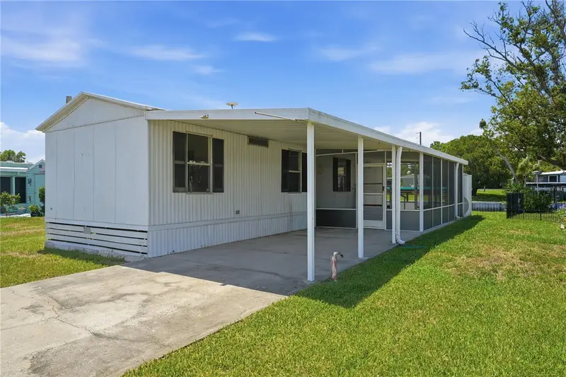 30107 Green Bay Dr, FL
