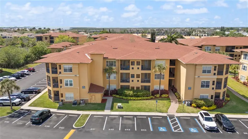 4307 Bayside Village Dr #103, FL