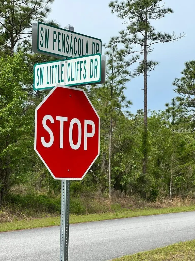 Southwest Pensacola Drive, FL