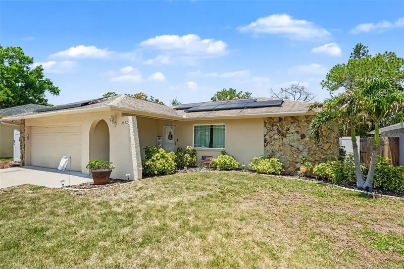 2627 Surrey Dr, FL