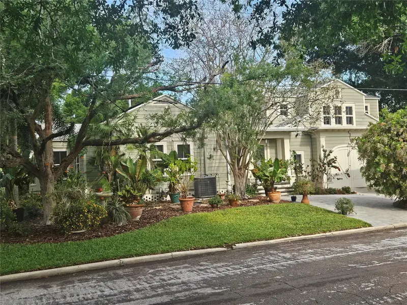4101 W Obispo St, FL