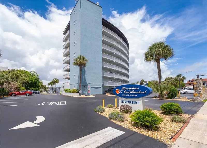 100 Silver Beach Ave #516, FL
