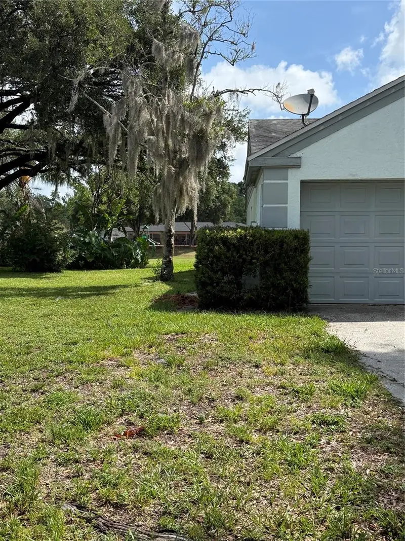1636 Baker Rd, FL