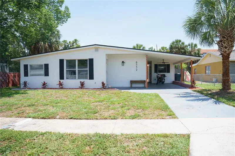 6552 S West Shore Cir, FL