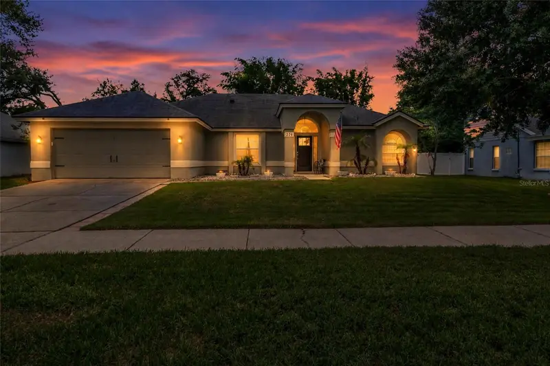 226 Pleasant Hill Dr, FL