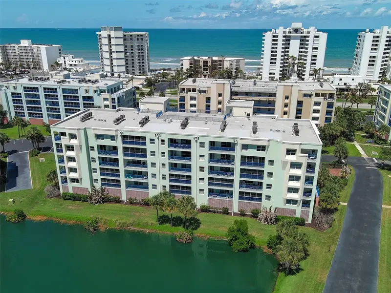 5300 S Atlantic Ave #15-202, FL