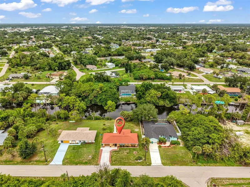 2626 Auburn Blvd, FL