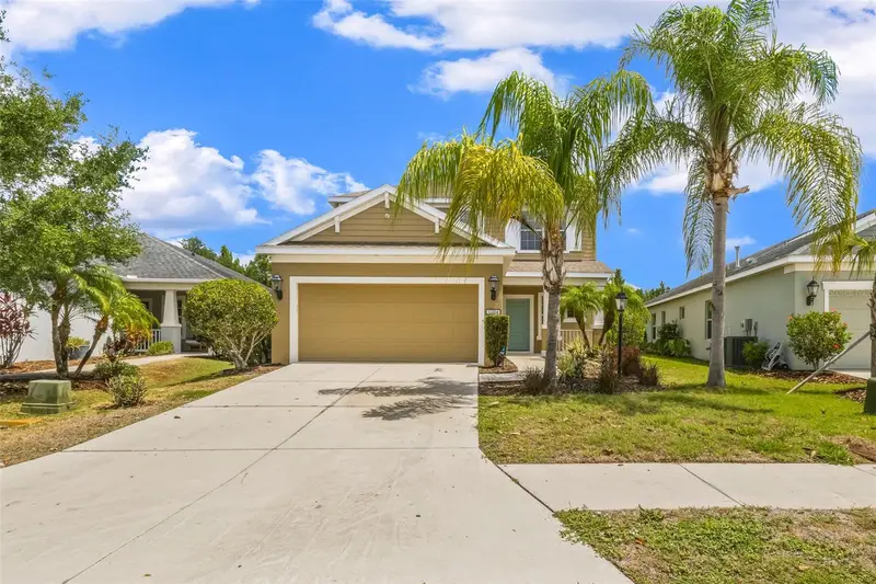 12224 Longview Lake Cir, FL