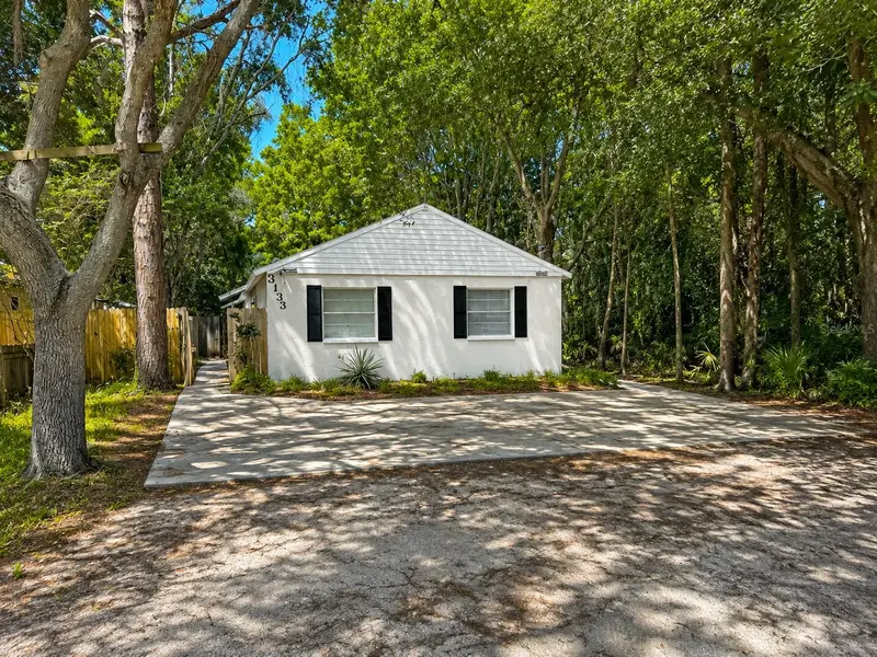 3133 Huron Ave, FL