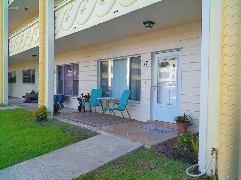 2361 Ecuadorian Way #17, FL