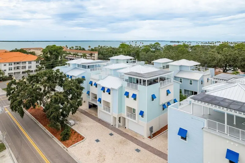 1413 Bayshore Blvd #11, FL