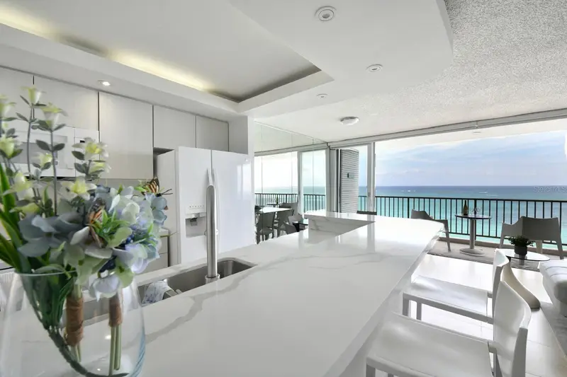 4745 Isla Verde Ave #17g, PR