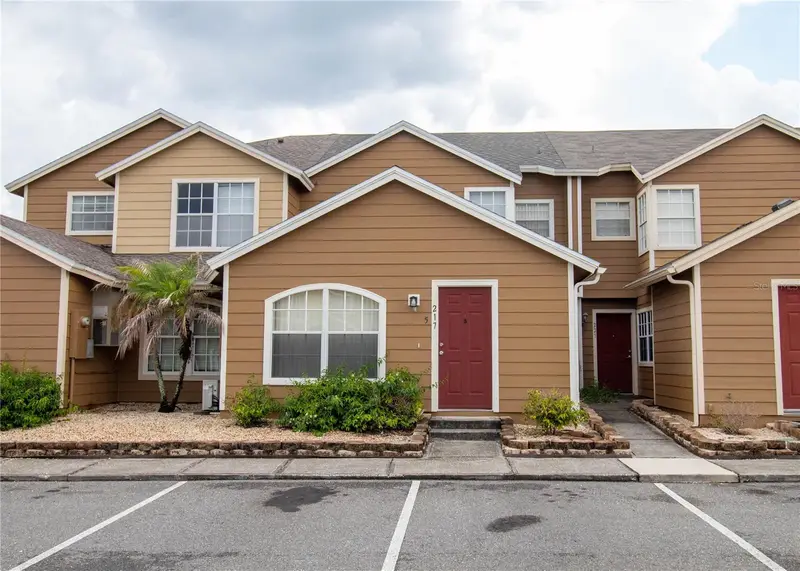 217 Australiann Way #B, FL