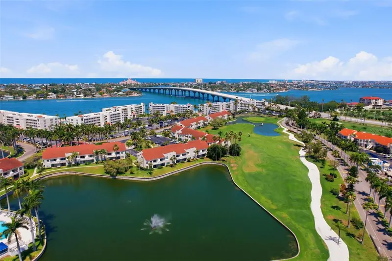 6020 Bahia Del Mar Cir #226, FL