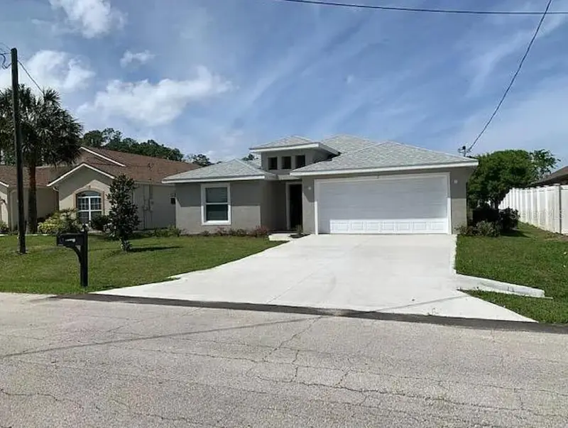7 Cunningham Ln, FL