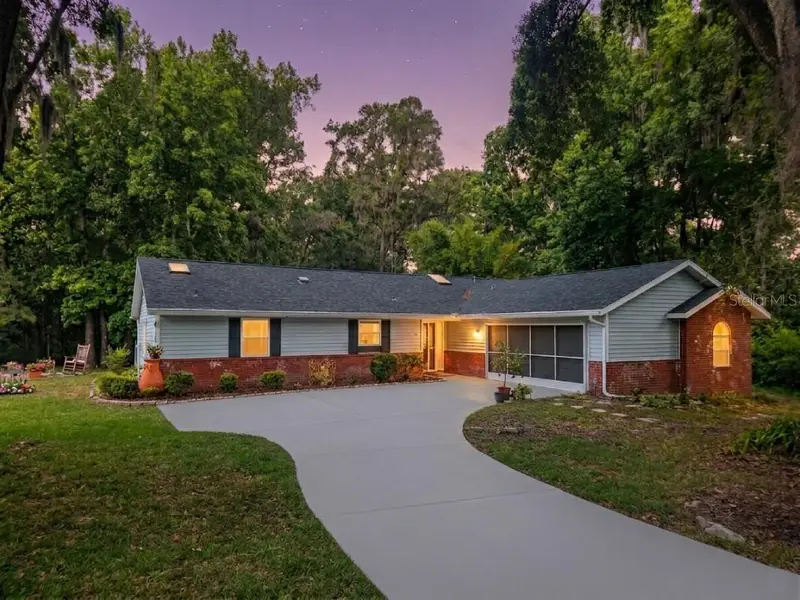 32 Sunset Dr, FL