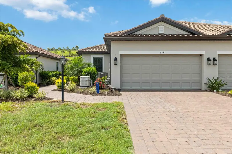 6242 Grandview Hill Ct, FL