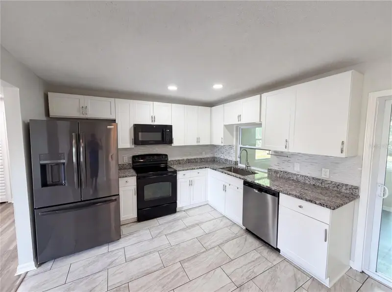 2175 Bishop Rd, FL