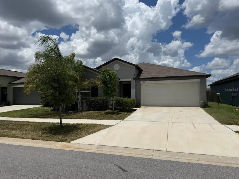13204 Great Plains Dr, FL