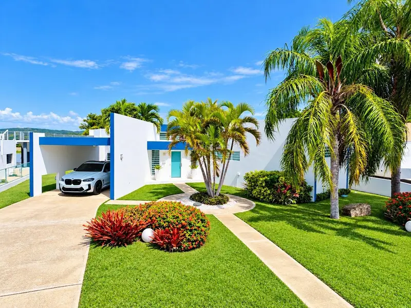 . Villas De Bahia #D-7, PR