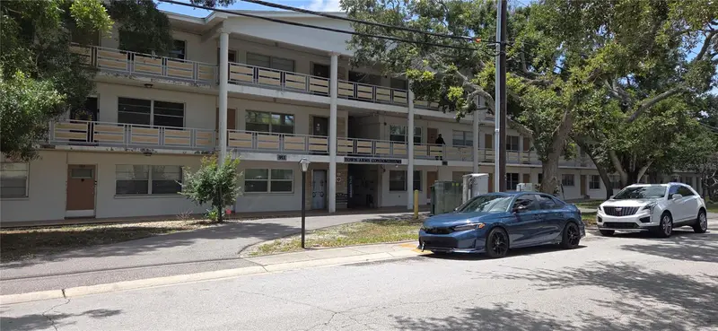 911 Washington Ave #304, FL