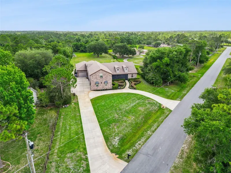 2075 Mustang Ct, FL