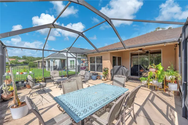 16316 Bridgeglade Ln, FL