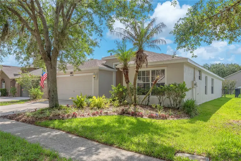 16316 Bridgeglade Ln, FL